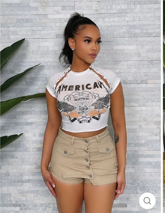 Graphic crop top with safty pin